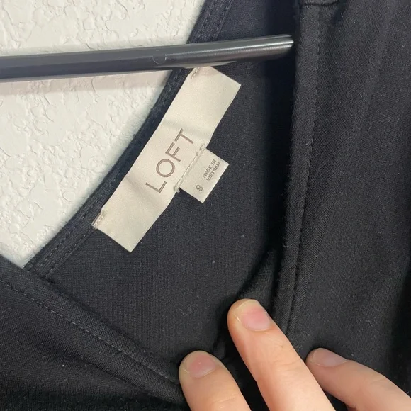 LOFT Black Fit & Flare Dress Women’s Size 8 Short Sleeve Scoop Back Work Office - Picture 6 of 9